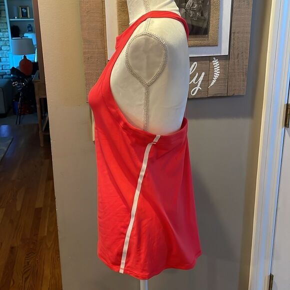 Athleta Coral T Back Tank Top - Picture 3 of 6